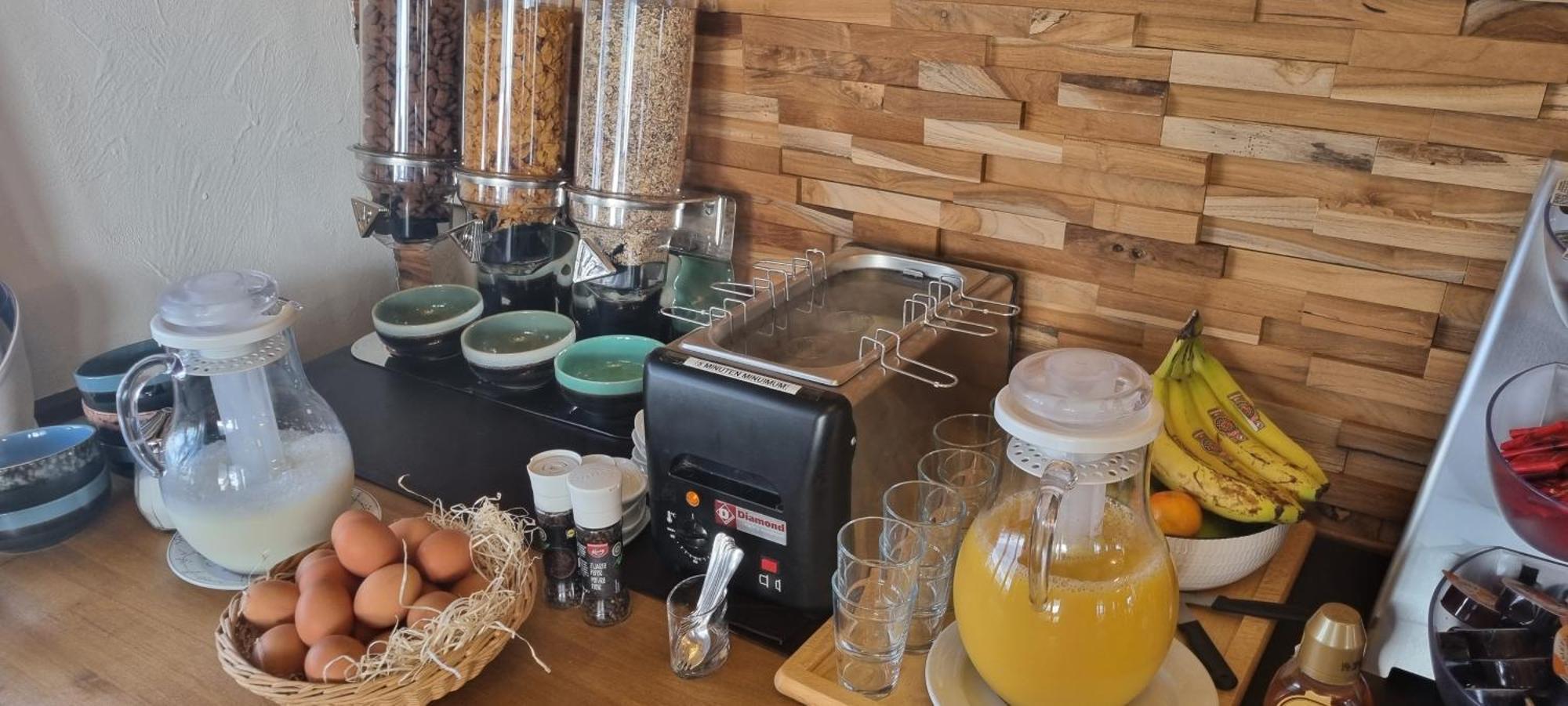 Hotel Westendia And Free Parking Top Breakfast Westende Esterno foto