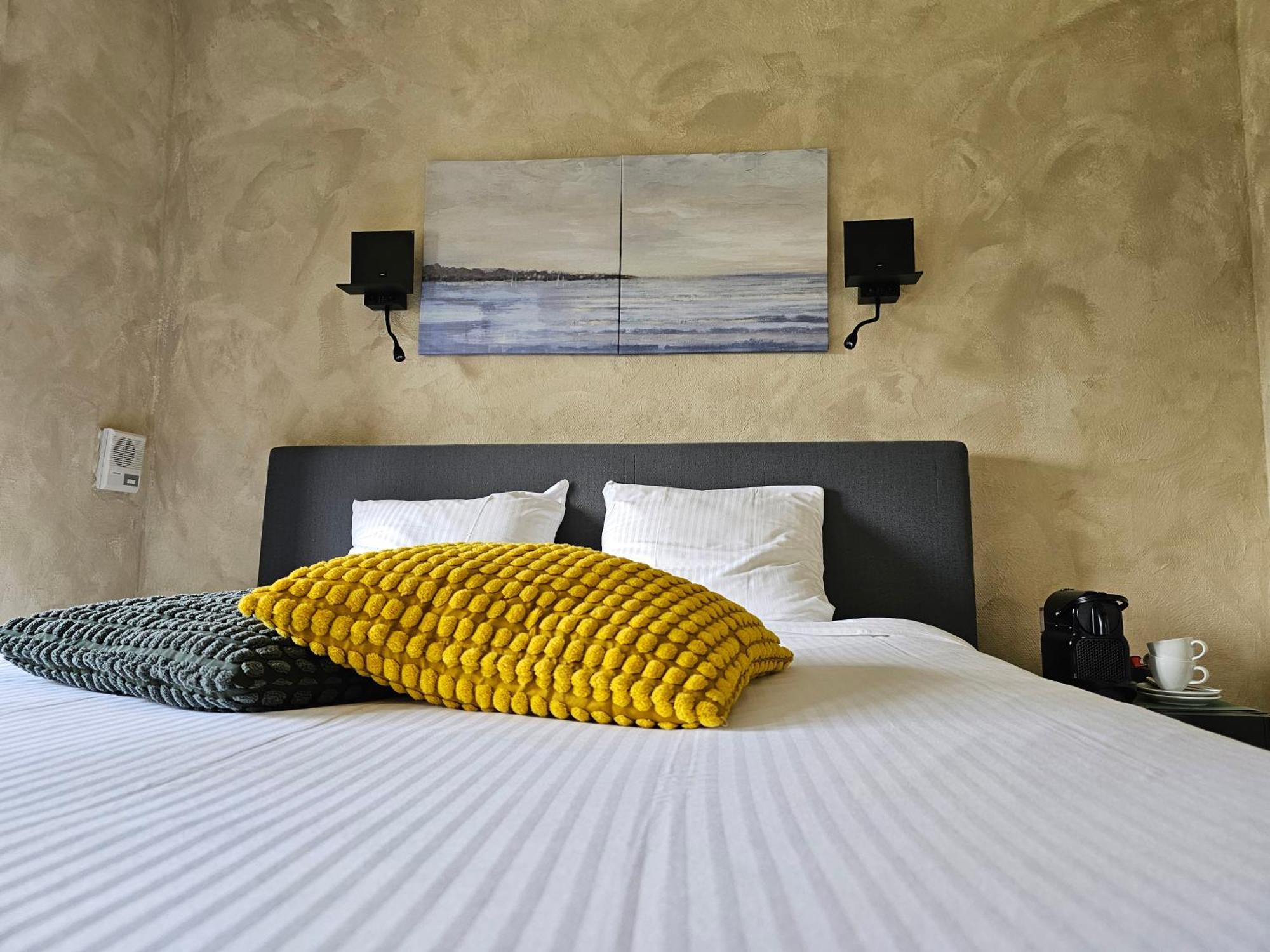 Hotel Westendia And Free Parking Top Breakfast Westende Esterno foto