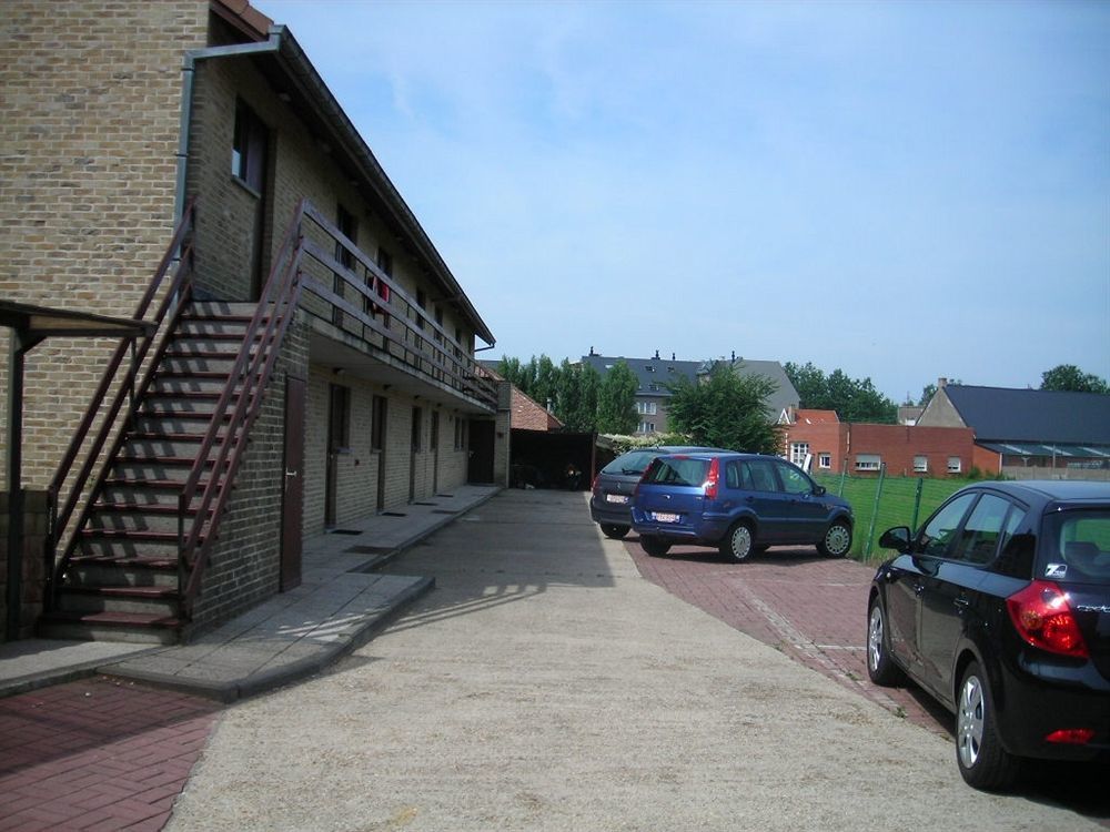 Hotel Westendia And Free Parking Top Breakfast Westende Esterno foto